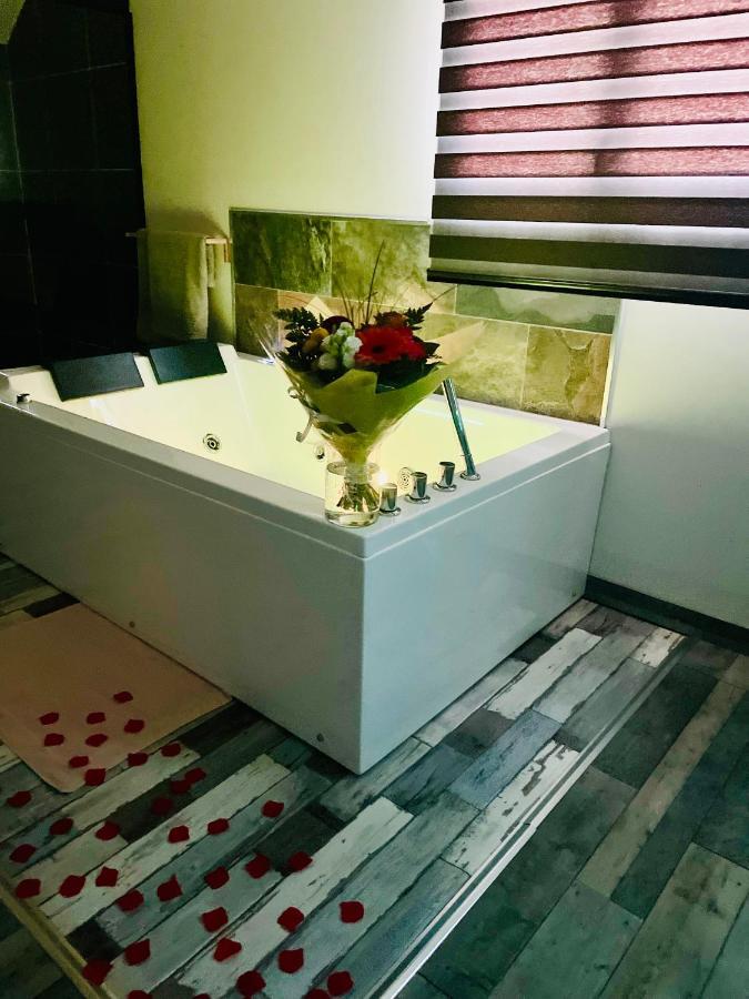 Tigy La Bulle De Romance - Love Room מראה חיצוני תמונה